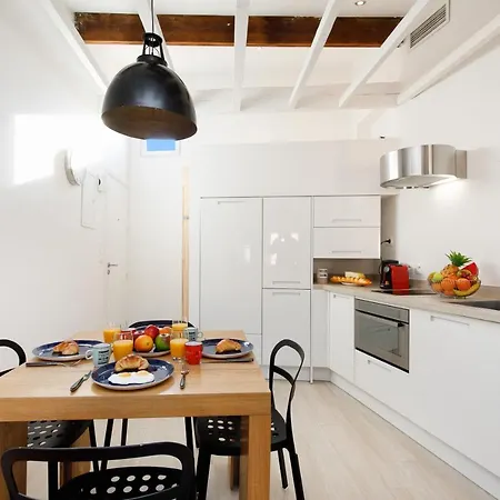 Forville Apartment *