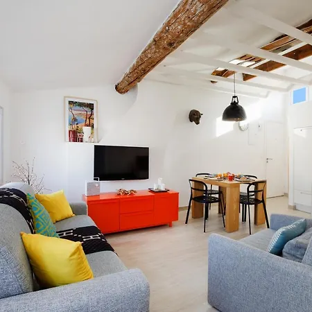 Apartment Forville *